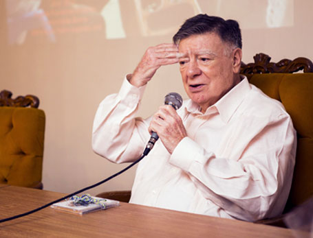 Professor Ubiratan